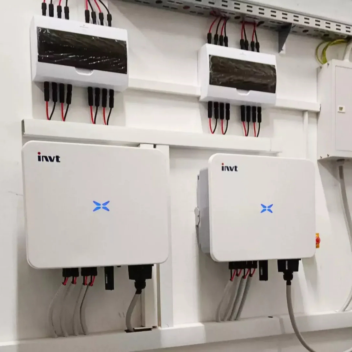 Invt 51.2V Wall-Mounted LiFePO4 Battery 100AH Solar Energy Storage System