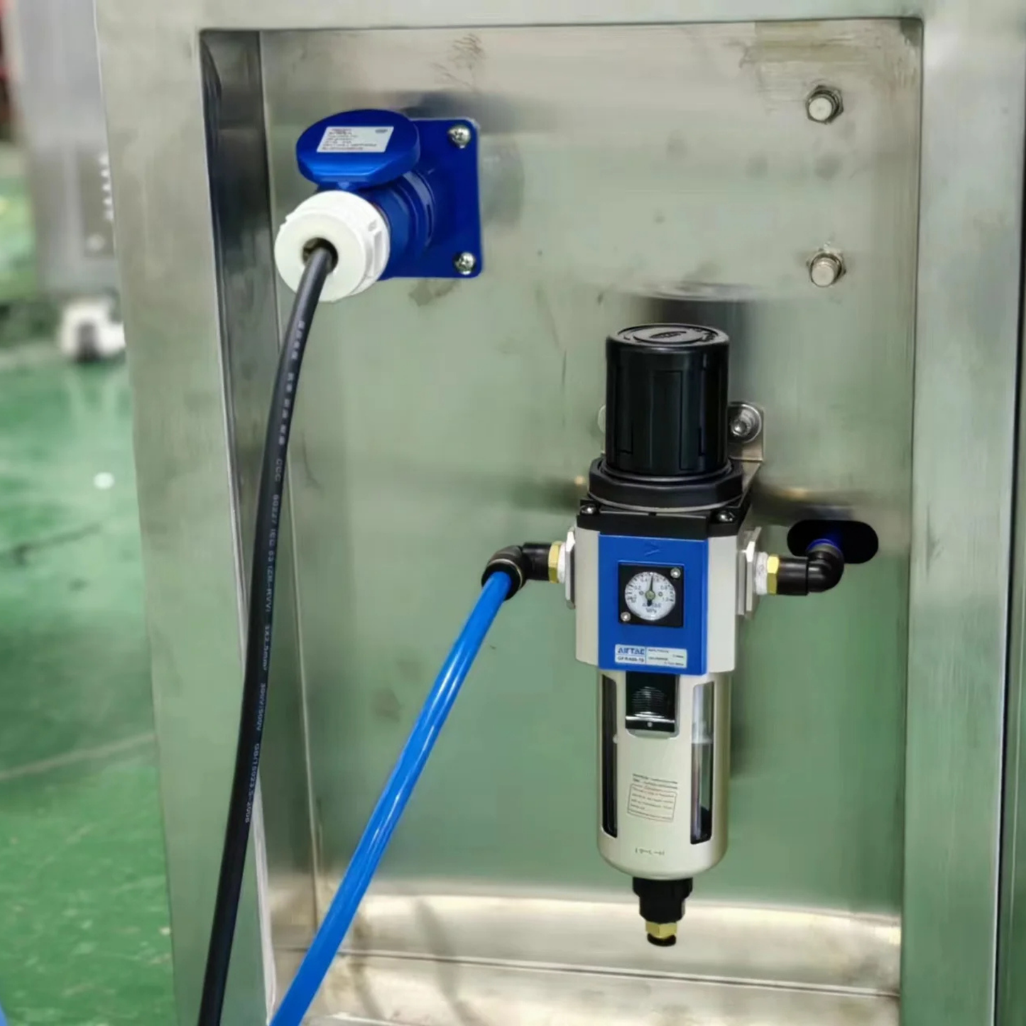 Professional Automatic Bottle Filling Machine - Juice, Milk, Water & Oil Production